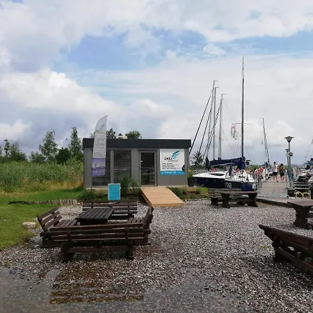 Jacht Motorowy Nautika 1300 Lux Bådhotel